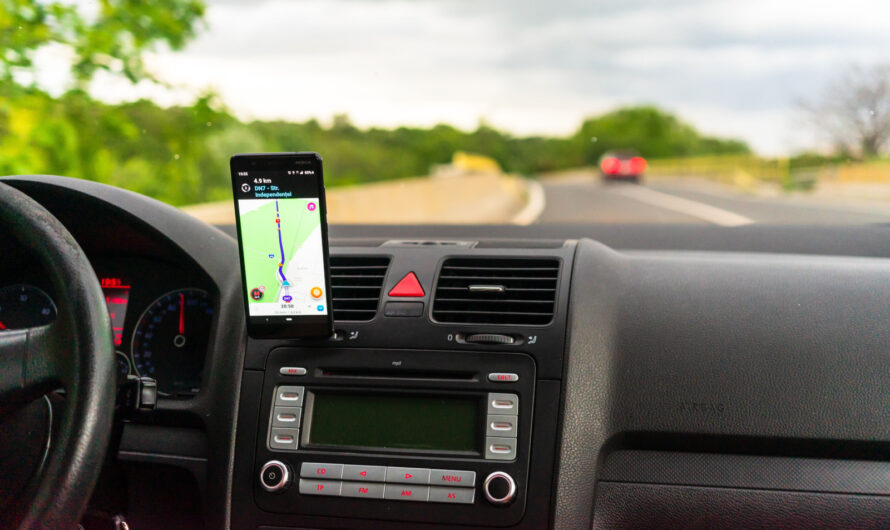 Applications GPS en vacances : Attention où vous naviguez !