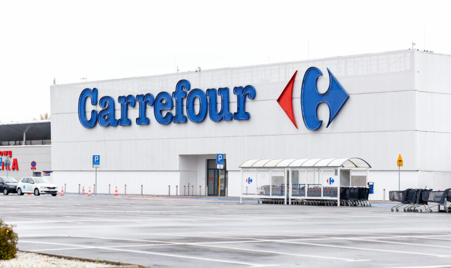 Shrinkflation : Carrefour lance des étiquettes, les industriels s’indignent