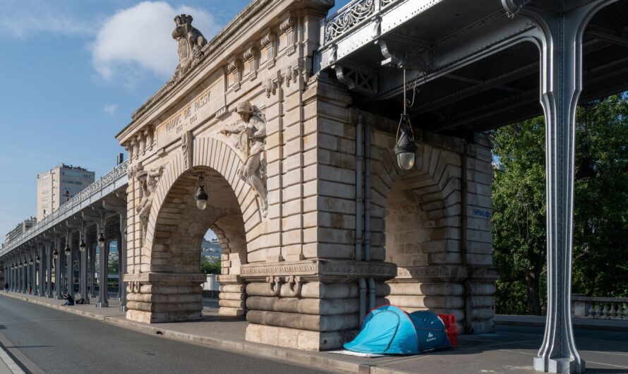 Hébergement d’urgence : une rallonge de 120 millions ?