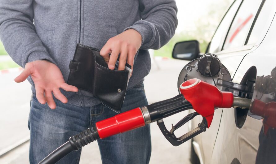 Carburant : les distributeurs s’en mettent à nouveau plein les poches