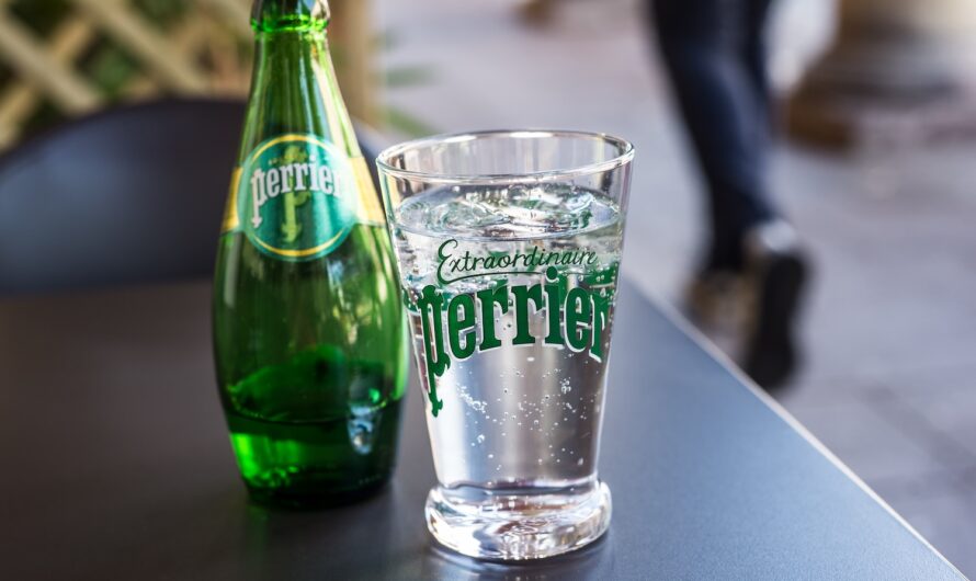 Santé : des millions de bouteilles Perrier contaminées ont été détruites