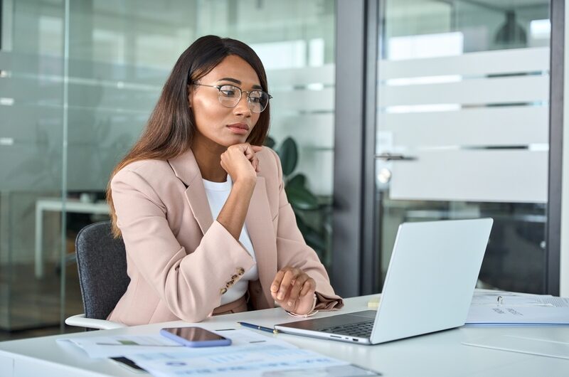 Pourquoi les banques peinent à fidéliser la jeune génération ?