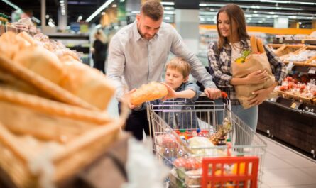 Un hypermarché de l'enseigne Carrefour s'est fait épingler par la Direction générale de la répression des fraudes et de la concurrence pour avoir vendu du pain congelé sous l'appellation « boulanger ».