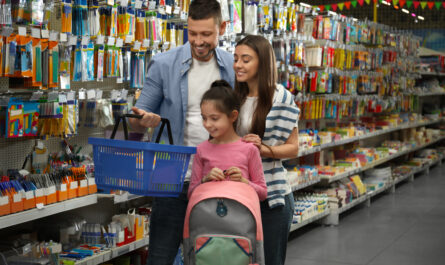 Chaque année, le ballet des achats de rentrée semble de plus en plus attendre le dernier moment. Entre stratégie budgétaire et attentes de promotions, les familles optent pour de meilleures habitudes d’achat à l'approche de…