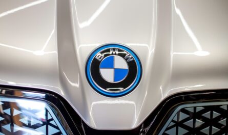 Le partenariat entre BMW et Toyota avance. Le constructeur automobile allemand prévoit de commercialiser sa première voiture à hydrogène d'ici à 2028.