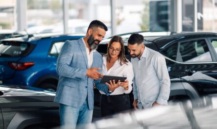 Le 7 avril 2025, en pleine escalade commerciale provoquée par de nouvelles taxes douanières américaines, le gouvernement britannique a annoncé une révision de ses normes CO2 dans le secteur automobile. Objectif affiché : amortir le choc…