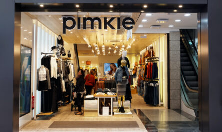 Dans un secteur en crise, l'enseigne de prêt-à-porter française, Pimkie, a annoncé la fermeture de 36 magasins supplémentaires d'ici à la fin de l'été 2024, entraînant la suppression de près de 500 emplois.