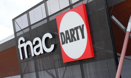 Mardi 16 juillet 2024, Fnac Darty a annoncé son intention de lancer une Offre Publique d'Achat (OPA) mixte sur le distributeur italien Unieuro.