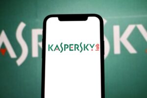 Dans un communiqué relayé par l'AFP et CNN le mardi 16 juillet 2024, le géant russe de la cybersécurité Kaspersky a annoncé qu'il mettrait fin à l'ensemble de ses activités aux États-Unis. Cette décision fait…