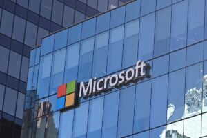 Bien que la société de cybersécurité CrowdStrike ait reconnu sa responsabilité dans la panne mondiale de Microsoft survenue vendredi 19 juillet 2024, selon un article du 20 juillet du Wall Street Journal, le géant américain rejetterait…