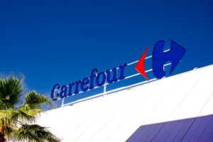 Carrefour ouvre ses premières stations hydrogène en Île-de-France, en partenariat avec HysetCo. Un projet ambitieux qui s'inscrit dans la transition énergétique et vise à offrir des solutions de mobilité décarbonée à ses clients.