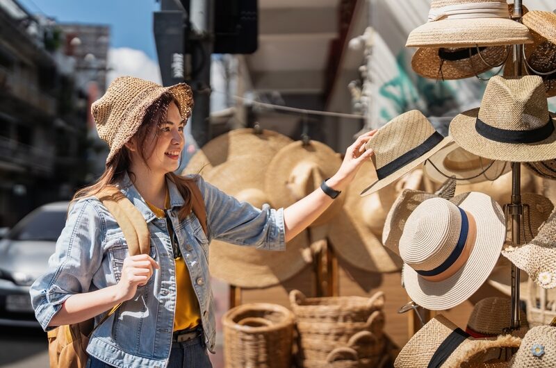 Vacances d’été : les Français dépensent-ils plus loin de chez eux ?