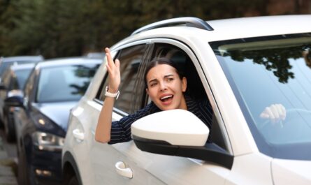 Voiture électrique ? Prenez garde à effectuer vos mises à jour lorsque votre véhicule est à l'arrêt. Comme le rapporte Midi Libre, une Tesla a provoqué un bouchon à Sète pendant plus de trois quarts d'heure…