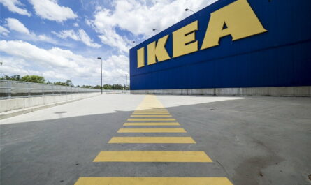 Le géant suédois du meuble, Ikea, teste depuis cet été une nouvelle plateforme de vente en ligne d'articles d'occasion de sa marque à Oslo et Madrid. Baptisée "Ikea Preowned", cette initiative vise à donner une…