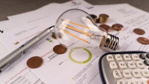 Nous saluons l’initiative de l’UFC-Que Choisir qui dénonce avec virulence l’augmentation de la taxe intérieure sur la consommation finale d’électricité (TICFE) prévue dans le projet de loi de finances pour 2025. Cette augmentation, qui s’ajoute…