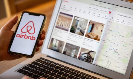 Le 21 octobre 2024, une nouvelle étape a été franchie dans le conflit qui oppose l'Union des métiers et des industries de l'hôtellerie (Umih) à la plateforme américaine Airbnb. La principale organisation patronale de l'hôtellerie…